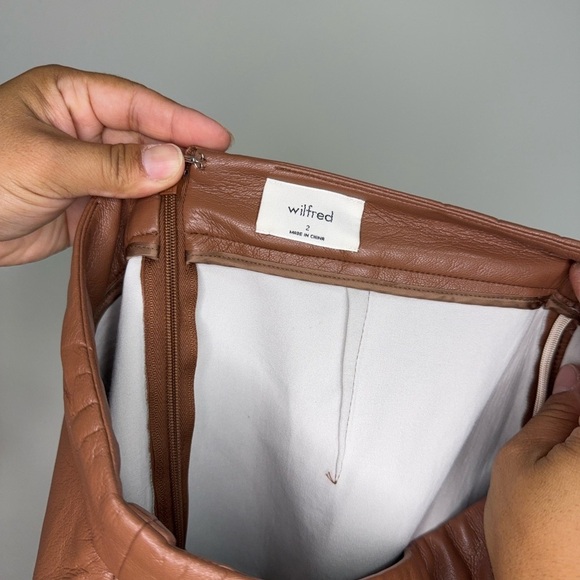 Wilfred Tan Leather Mini Skirt - Picture 2 of 2